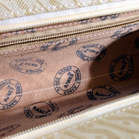 🎉Host Pick!🎉💥BOGO💥RANES Women’s Gold Gilded Bohemian Indian Style Clutch - Picture 5 of 12